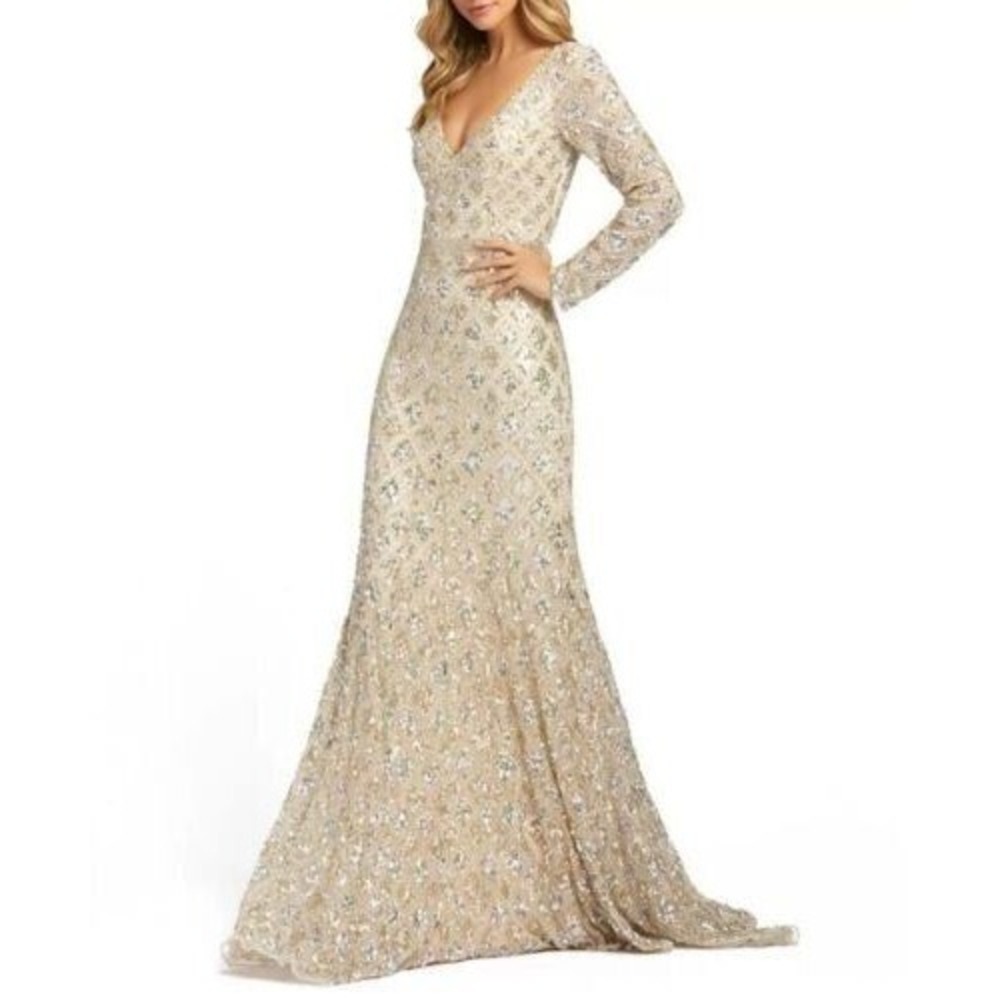 Mac Duggal Embellished V-Neck Trumpet Gown - size 14 - Nude Beige